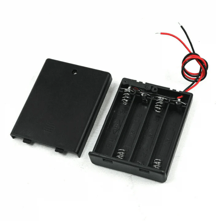 4X AAA BATTERY HOLDER WITH COVER& SWITCH