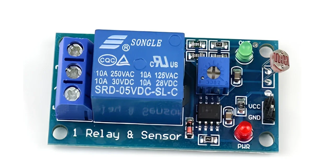 وحدة ريليه حساس الضوء / LDR Photoresistor 5V Relay Module Light Detection Switch